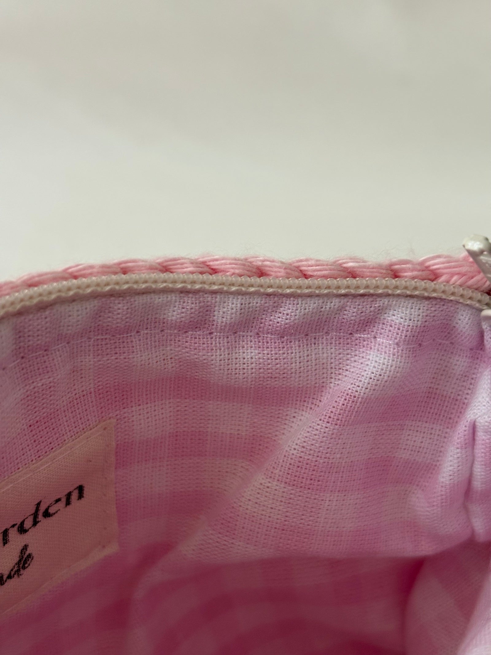 Pochette trousse de maquillage rose pastel en crochet fait main 100% coton et tissu vichy rose