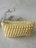 Pochette trousse de maquillage jaune pastel en crochet fait main 100% coton 