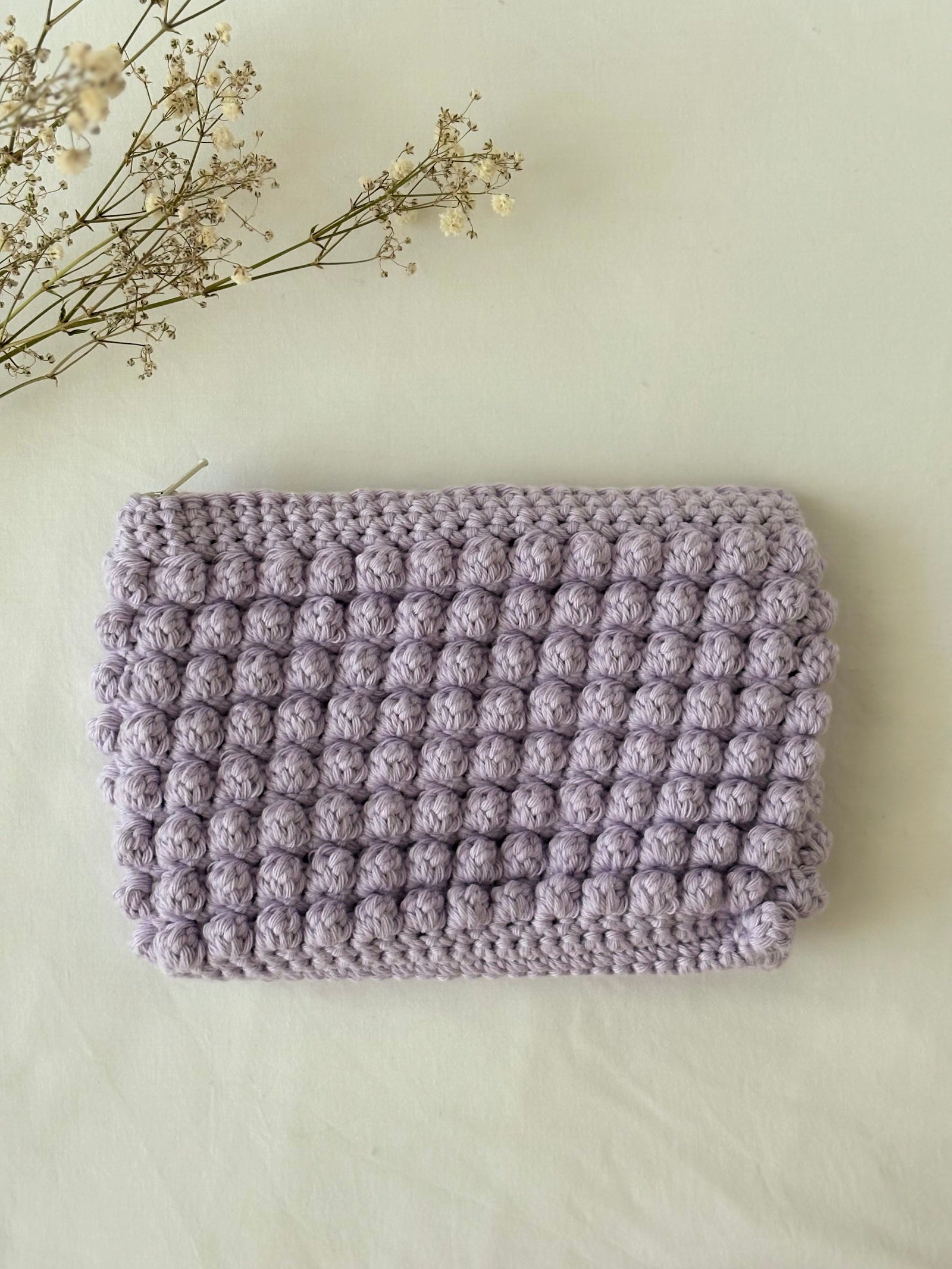 Pochette trousse de maquillage violet pastel lila en crochet fait main 100% coton